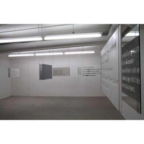 Foto: Miriam Laussegger, Ausstellungsansicht o.T. (Der/die AutorIn tituliert Texte durch eine v ...